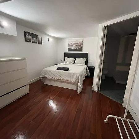 Charm In The Heart Of Raval * 巴塞罗那